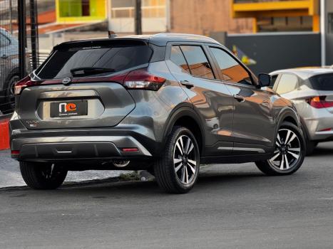NISSAN Kicks 1.6 16V 4P FLEXSTART EXCLUSIVE XTRONIC AUTOMTICO CVT, Foto 4
