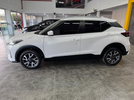 NISSAN Kicks 1.6 16V 4P FLEXSTART SENSE, Foto 2