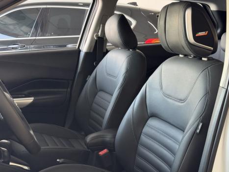 NISSAN Kicks 1.6 16V 4P FLEXSTART EXCLUSIVE XTRONIC AUTOMTICO CVT, Foto 14