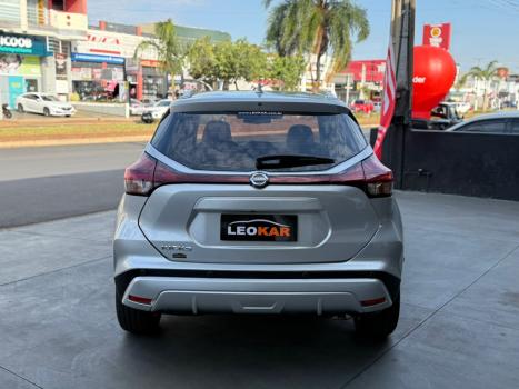 NISSAN Kicks 1.6 16V 4P FLEXSTART EXCLUSIVE XTRONIC AUTOMTICO CVT, Foto 6