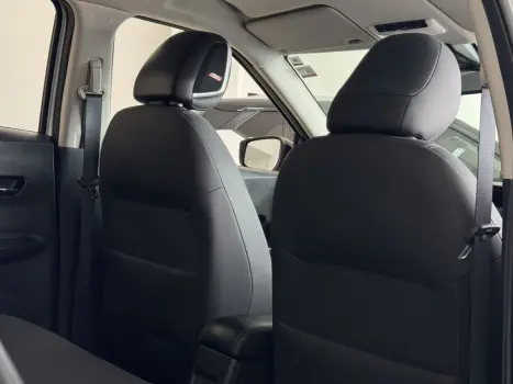 NISSAN Kicks 1.6 16V 4P FLEXSTART EXCLUSIVE XTRONIC AUTOMTICO CVT, Foto 13