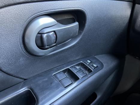 NISSAN Livina 1.6 16V 4P SL FLEX, Foto 15