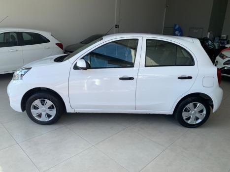 NISSAN March 1.0 12V 4P S FLEX, Foto 3