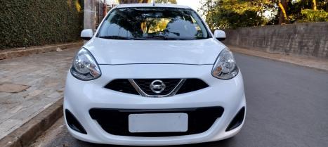 NISSAN March 1.0 12V 4P S FLEX, Foto 3