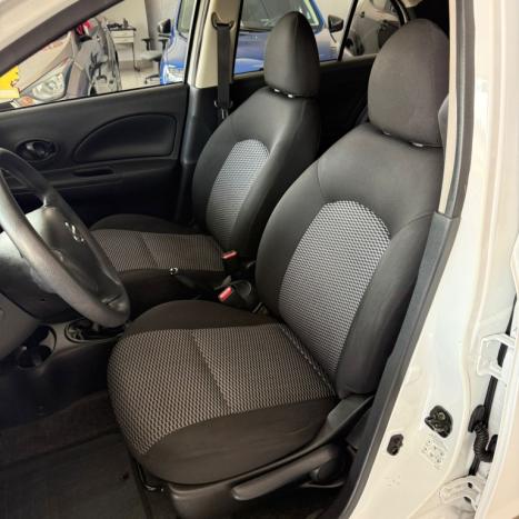 NISSAN March 1.0 12V 4P S FLEX, Foto 13