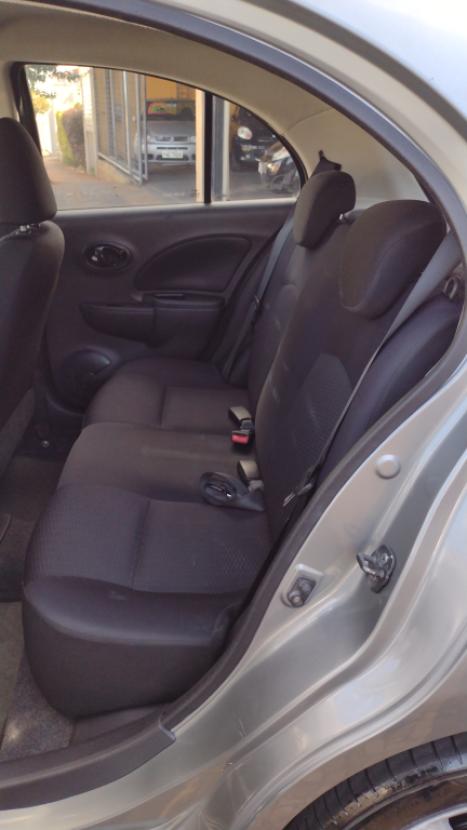 NISSAN March 1.0 16V 4P S FLEX, Foto 3