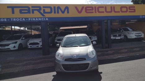 NISSAN March 1.0 16V 4P S FLEX, Foto 1