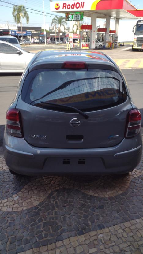 NISSAN March 1.0 16V 4P S FLEX, Foto 12