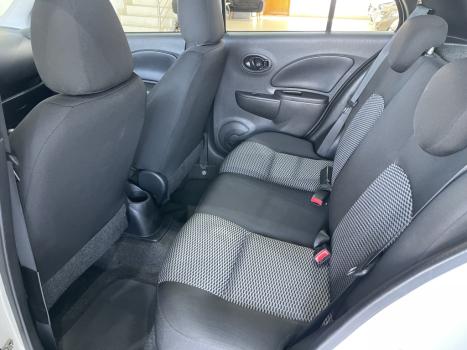 NISSAN March 1.0 16V 4P S FLEX, Foto 9