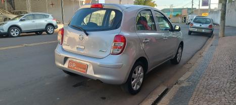 NISSAN March 1.0 16V 4P S FLEX, Foto 6