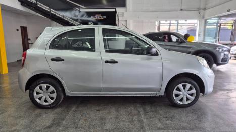 NISSAN March 1.0 16V 4P FLEX, Foto 4
