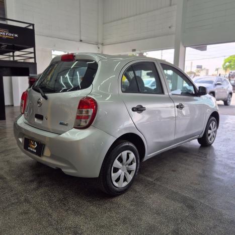 NISSAN March 1.0 16V 4P FLEX, Foto 8