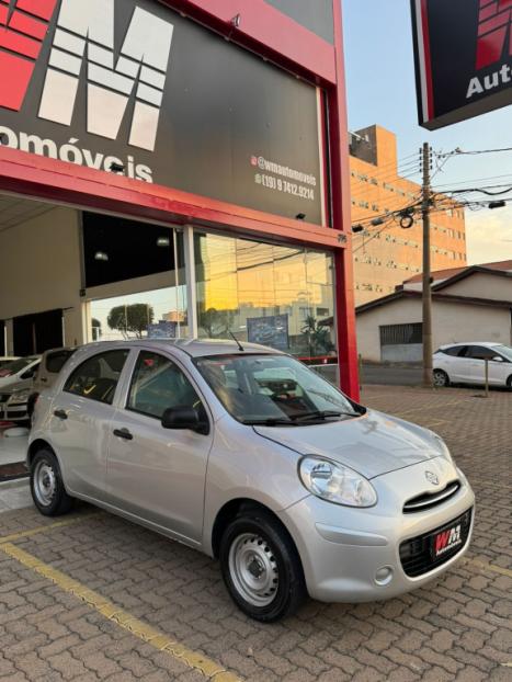 NISSAN March 1.0 16V 4P FLEX, Foto 4