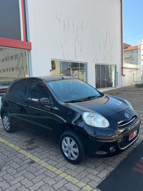 NISSAN March 1.0 16V 4P S FLEX, Foto 2