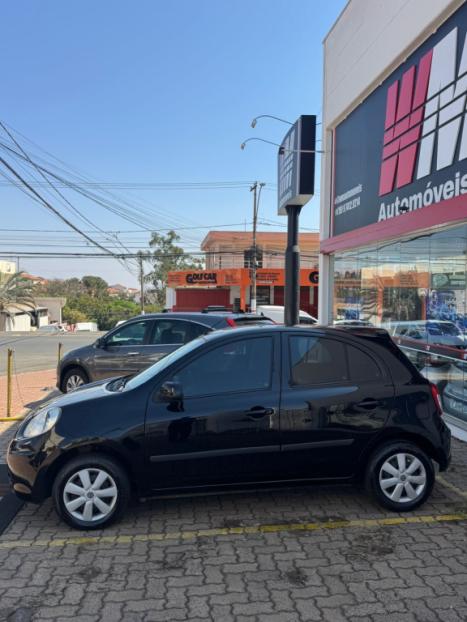 NISSAN March 1.0 16V 4P S FLEX, Foto 4