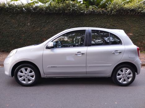 NISSAN March 1.6 16V 4P SV FLEX, Foto 7