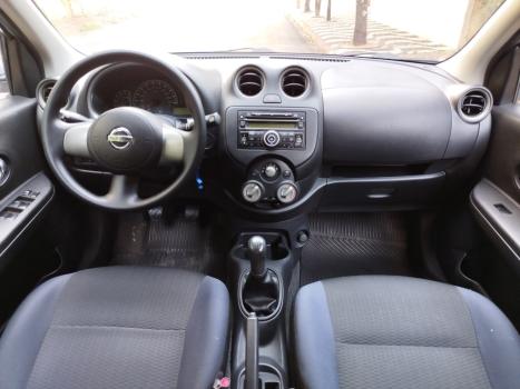 NISSAN March 1.6 16V 4P SV FLEX, Foto 12