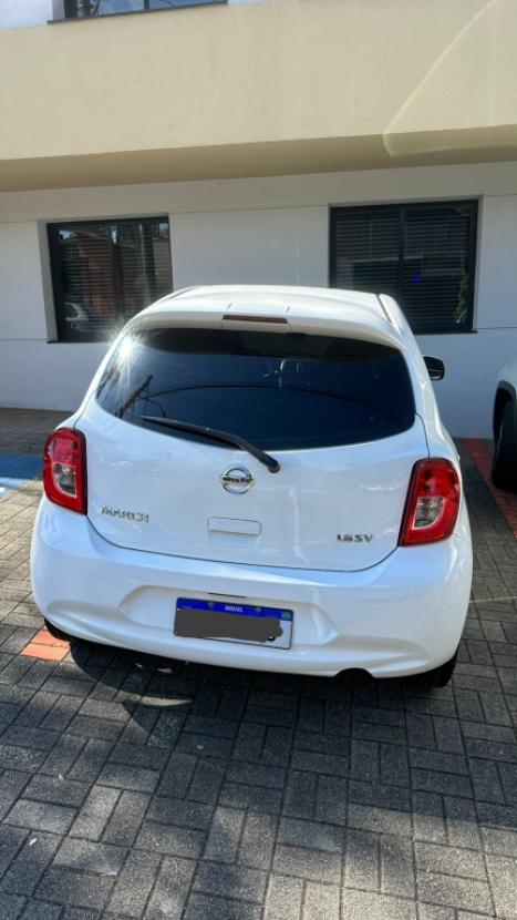 NISSAN March 1.6 16V 4P S FLEX, Foto 2
