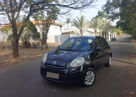 NISSAN March 1.6 16V 4P SR FLEX, Foto 1