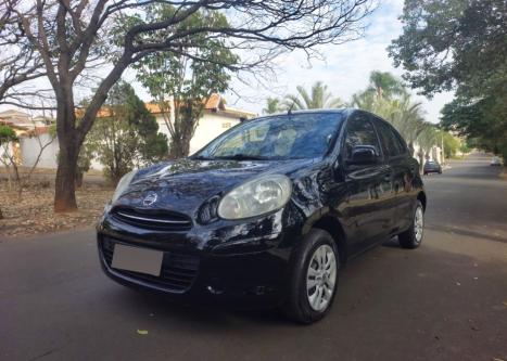 NISSAN March 1.6 16V 4P SR FLEX, Foto 3
