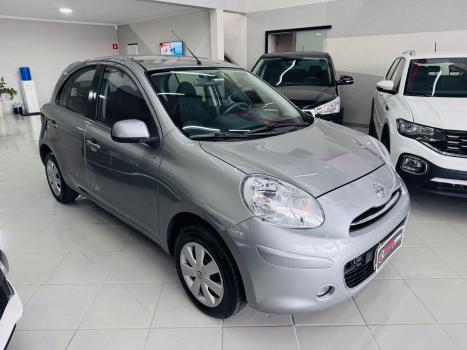 NISSAN March 1.6 16V 4P S FLEX, Foto 5