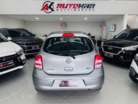 NISSAN March 1.6 16V 4P S FLEX, Foto 6