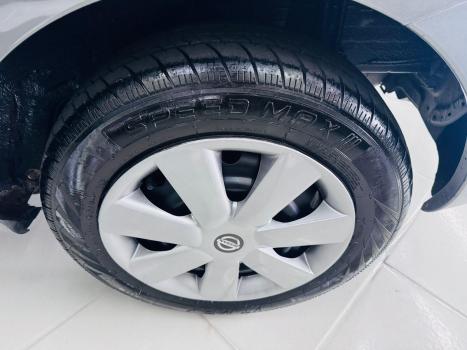 NISSAN March 1.6 16V 4P S FLEX, Foto 13