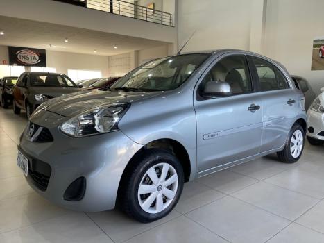 NISSAN March 1.6 16V 4P S FLEX, Foto 2