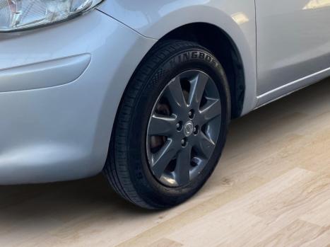 NISSAN March 1.6 16V 4P SV FLEX, Foto 5