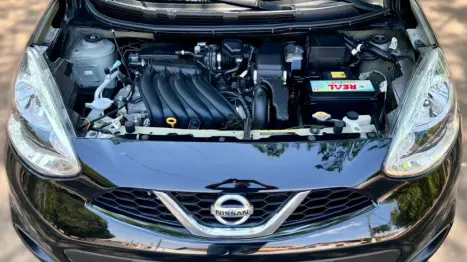 NISSAN March 1.6 16V 4P SV FLEX, Foto 7