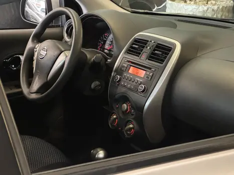 NISSAN March 1.6 16V 4P SV FLEX AUTOMTICO CVT, Foto 13