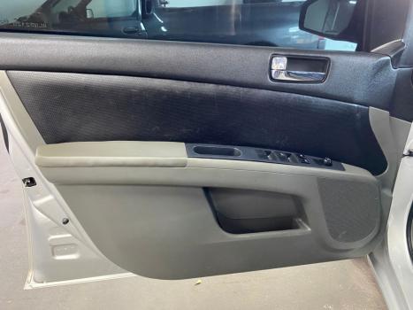 NISSAN Sentra 2.0 16V 4P S, Foto 9