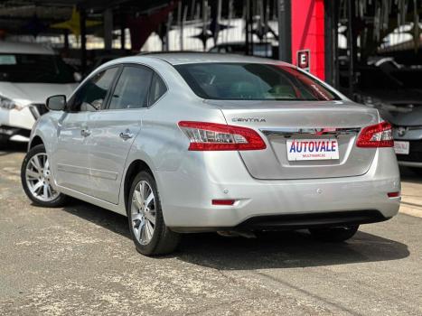 NISSAN Sentra 2.0 16V 4P SL, Foto 6