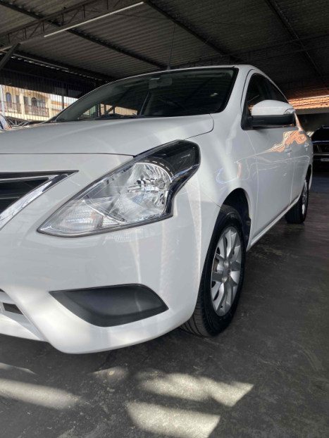 NISSAN Versa Sedan 1.6 16V 4P SV FLEX XTRONIC AUTOMTICO CVT, Foto 7