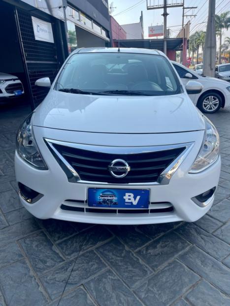 NISSAN Versa Sedan 1.6 16V 4P SL FLEX XTRONIC AUTOMTICO CVT, Foto 3