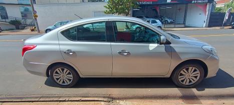 NISSAN Versa Sedan 1.6 16V 4P FLEX SV, Foto 5