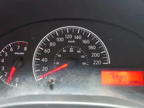 NISSAN Versa Sedan 1.6 16V 4P FLEX SV, Foto 10