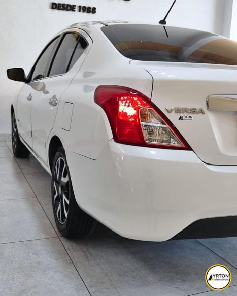 NISSAN Versa Sedan 1.6 16V 4P UNIQUE FLEX, Foto 8