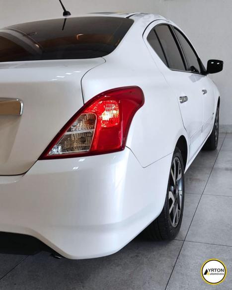 NISSAN Versa Sedan 1.6 16V 4P UNIQUE FLEX, Foto 9
