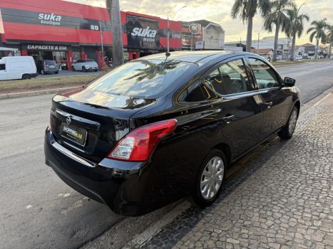 NISSAN Versa Sedan 1.0 4P FLEX, Foto 9