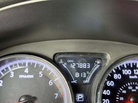 NISSAN Versa Sedan 1.6 16V 4P SL FLEX XTRONIC AUTOMTICO CVT, Foto 4