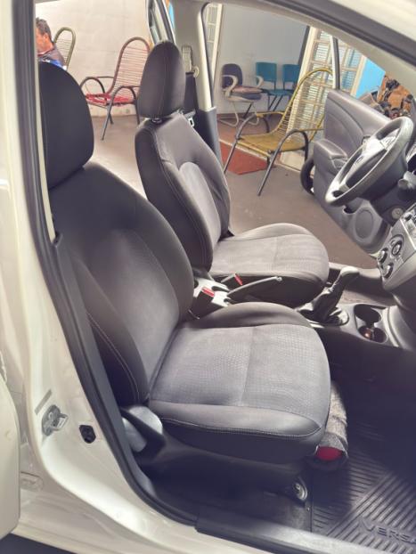 NISSAN Versa Sedan 1.6 16V 4P FLEX SL, Foto 11