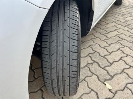 NISSAN Versa Sedan 1.6 16V 4P FLEX SV, Foto 9