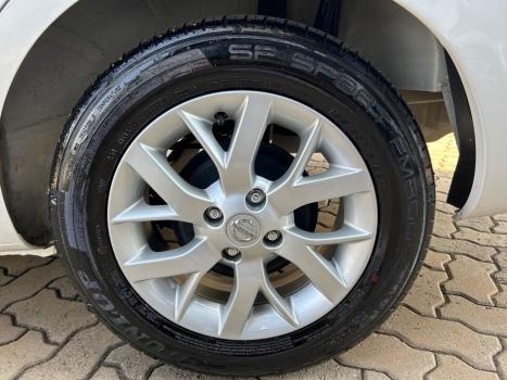 NISSAN Versa Sedan 1.6 16V 4P FLEX SV, Foto 18