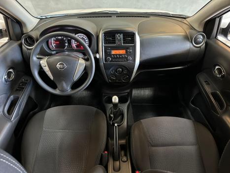 NISSAN Versa Sedan 1.6 16V 4P FLEX SV, Foto 2