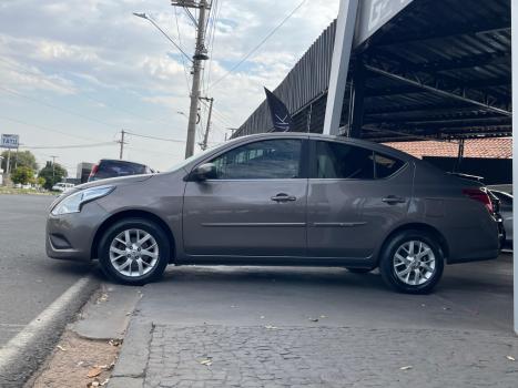NISSAN Versa Sedan 1.6 16V 4P SV FLEX XTRONIC AUTOMTICO CVT, Foto 4