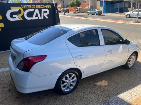 NISSAN Versa Sedan 1.6 16V 4P FLEX S, Foto 4