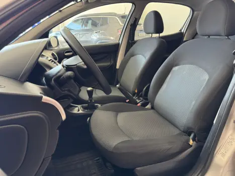 PEUGEOT 207 Hatch 1.4 XR FLEX, Foto 8