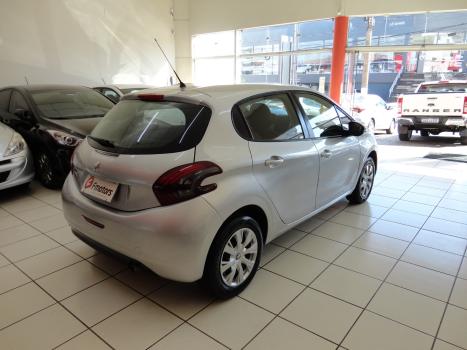 PEUGEOT 208 1.2 12V 4P ACTIVE FLEX, Foto 6