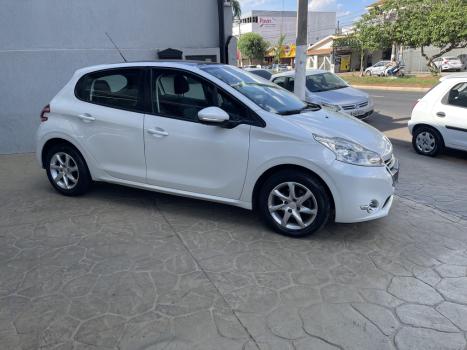 PEUGEOT 208 1.5 4P FLEX ALLURE, Foto 4